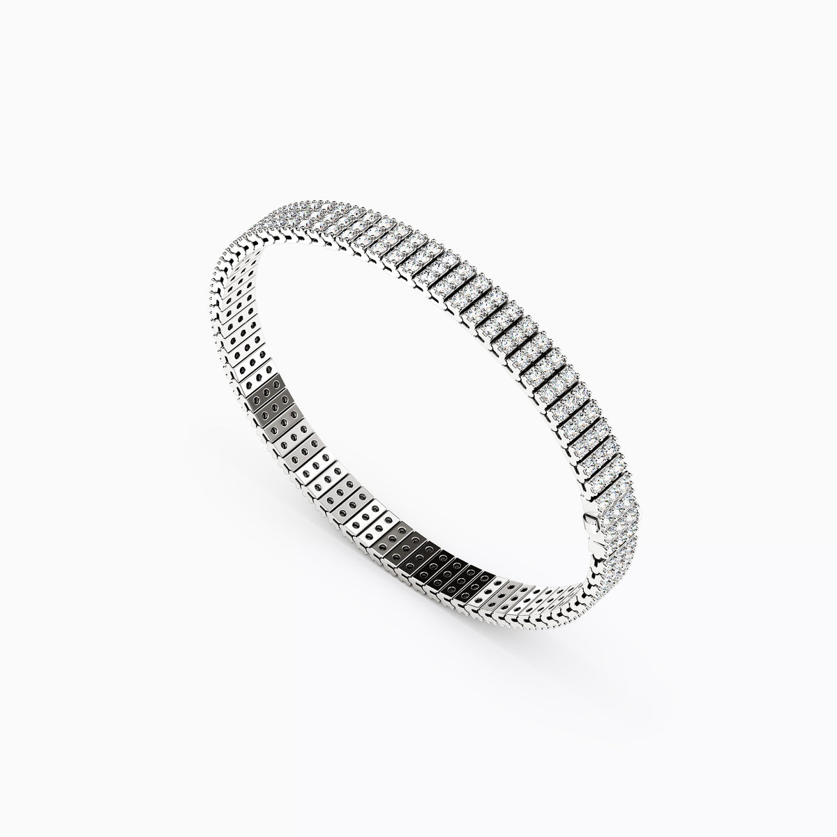 Bracelet tennis à trois rangs de griffes partagées en or 14 carats avec diamants
