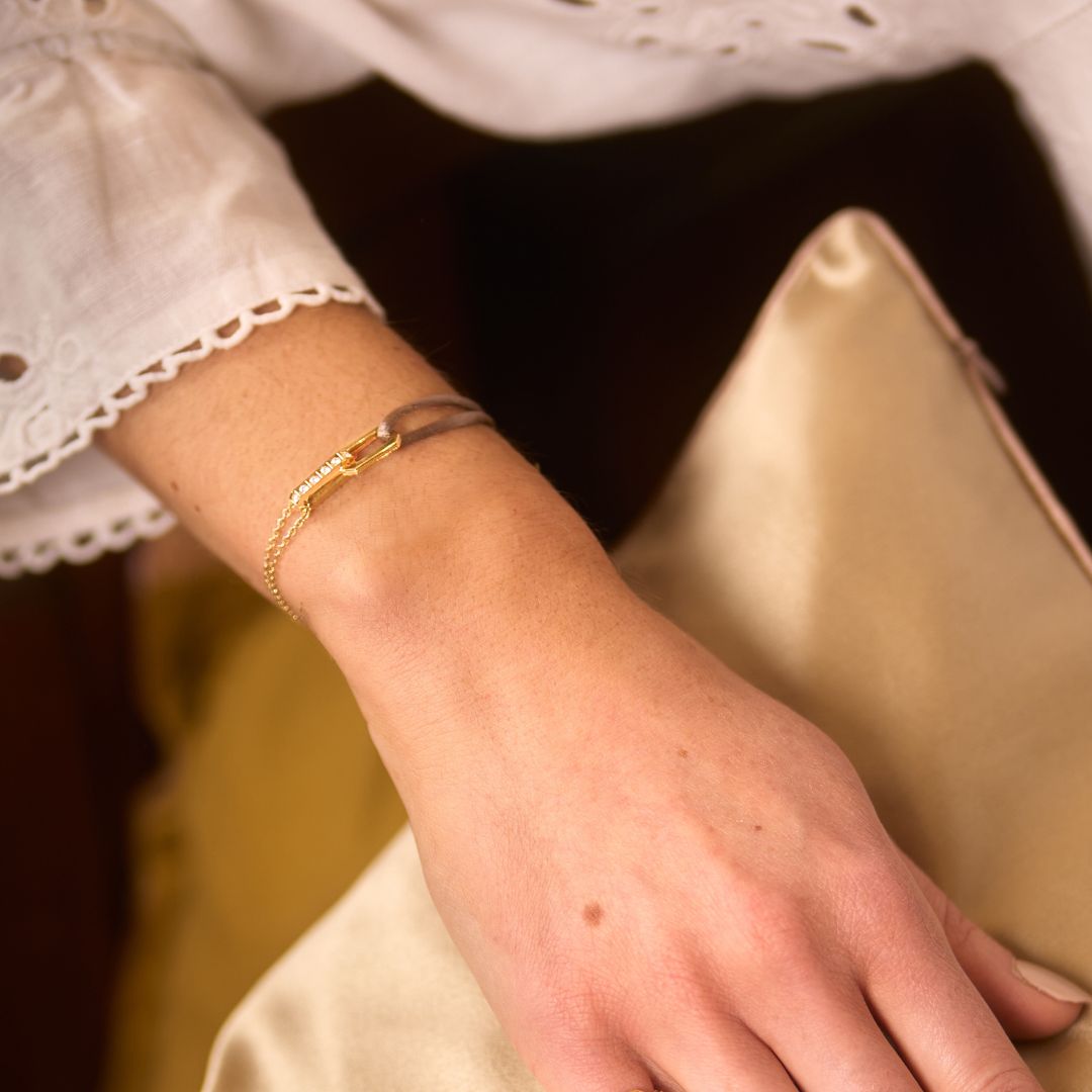Chaîne en or avec cordon en satin, bracelet en or 18 carats | Diamants