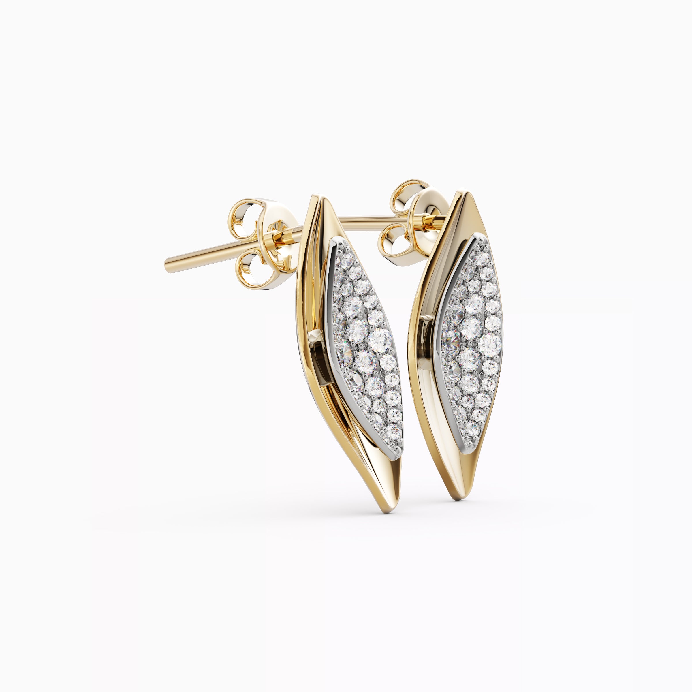 Boucles d'oreilles puces en forme de feuille, inspirées par la nature, en or 18 carats et platine.