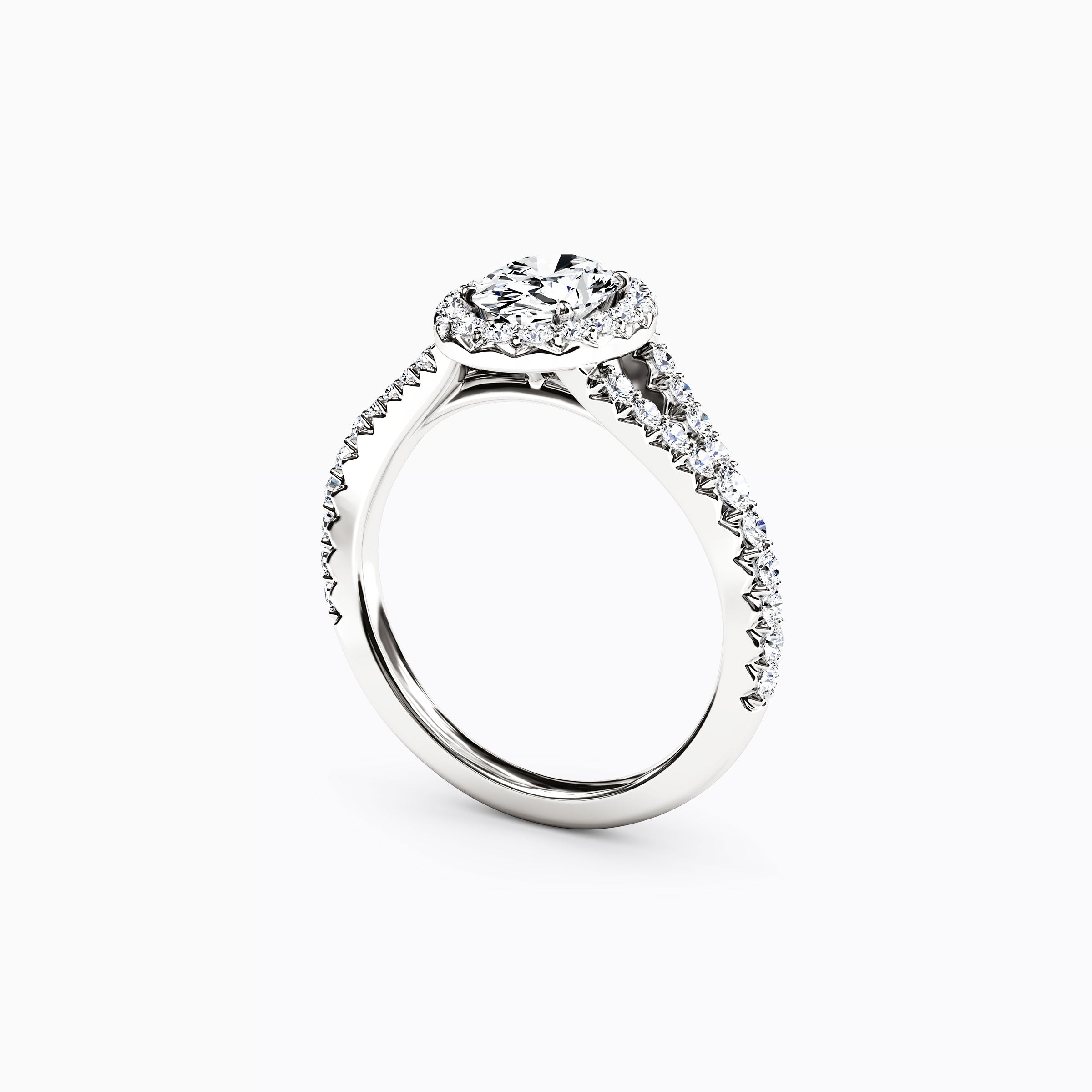 Bague de fiançailles ovale Halo en platine