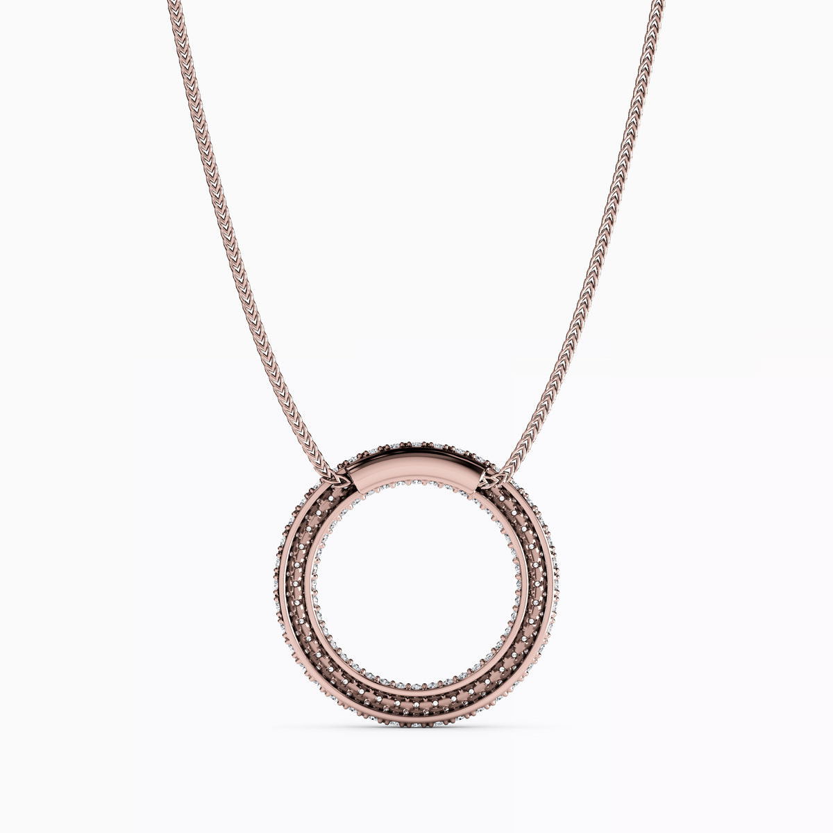 Collier cercle à rangée de diamants en or 14 carats