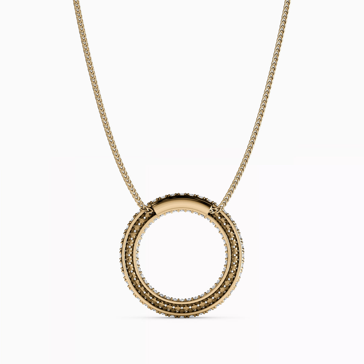 Collier cercle à rangée de diamants en or 14 carats