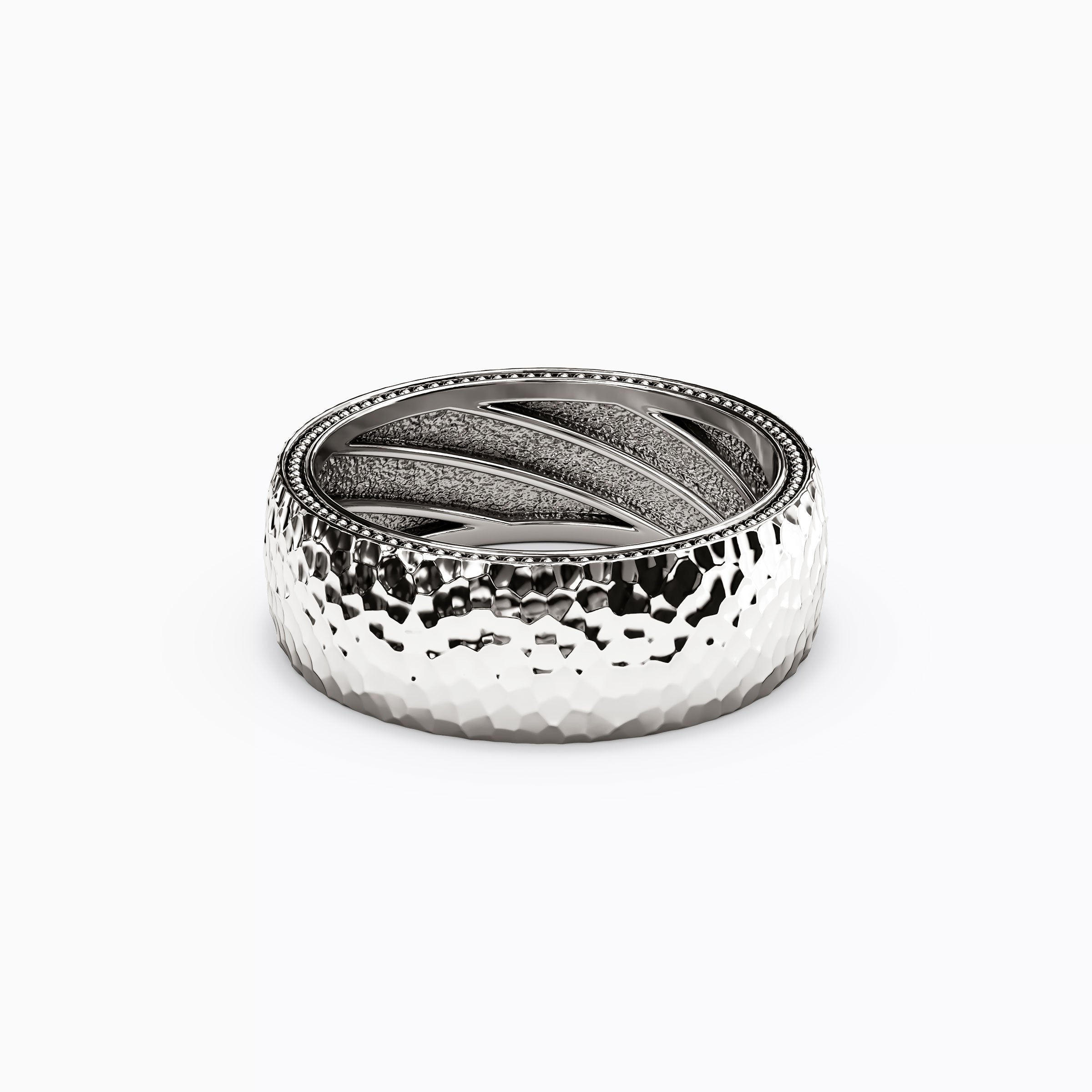 Alliance martelée et polie en platine