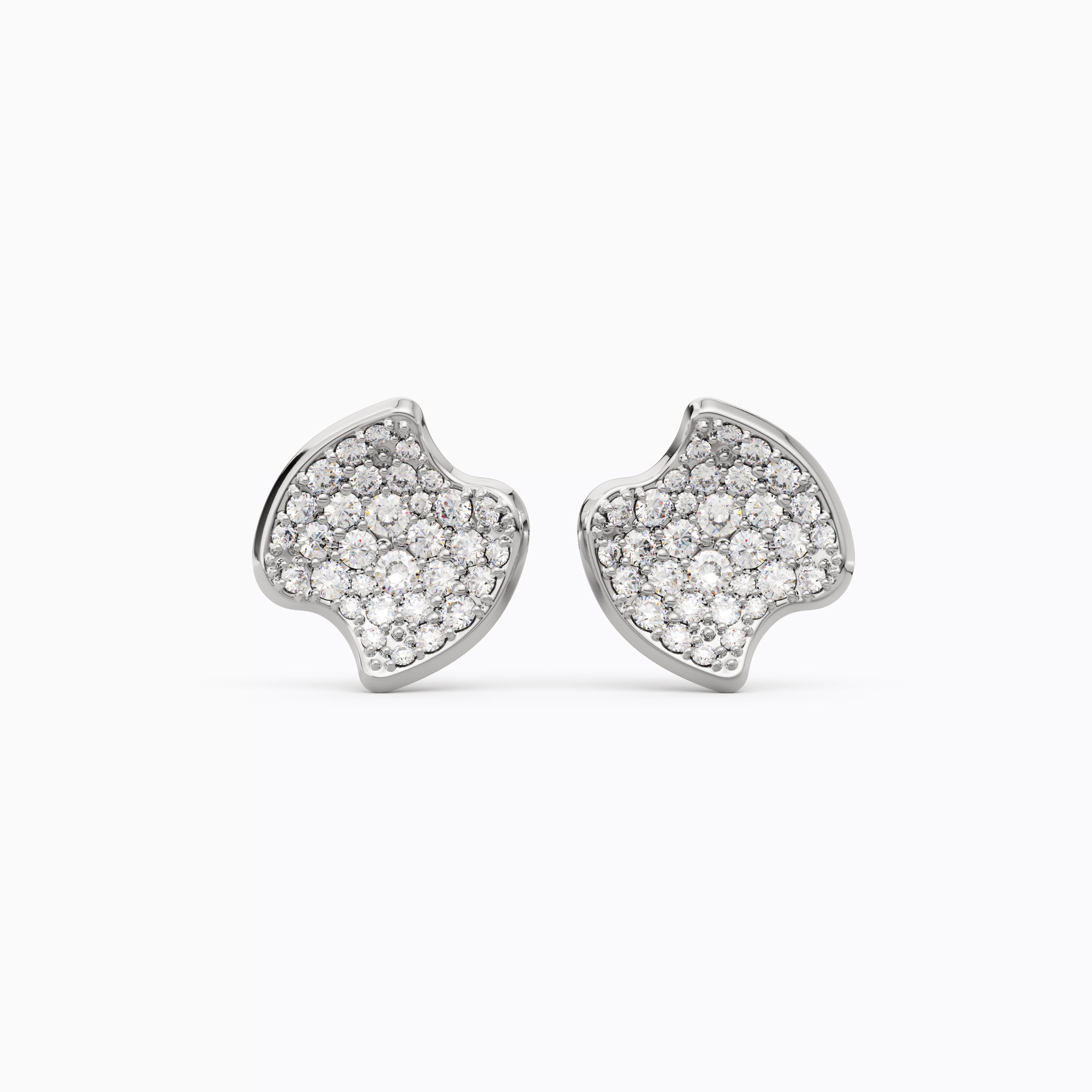 Diamond stud earrings | Platinum