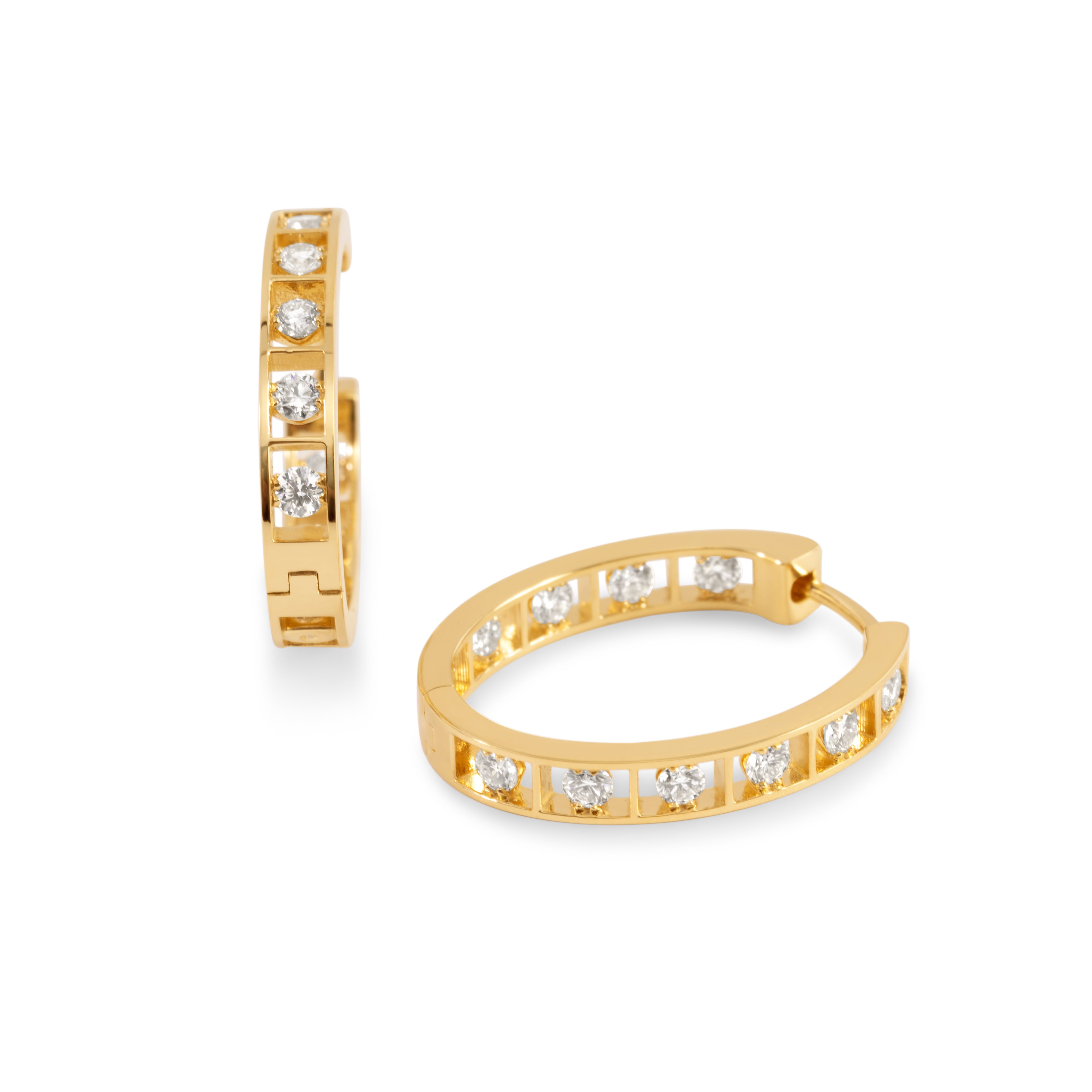 Channel-set hoop earrings | 18K Gold