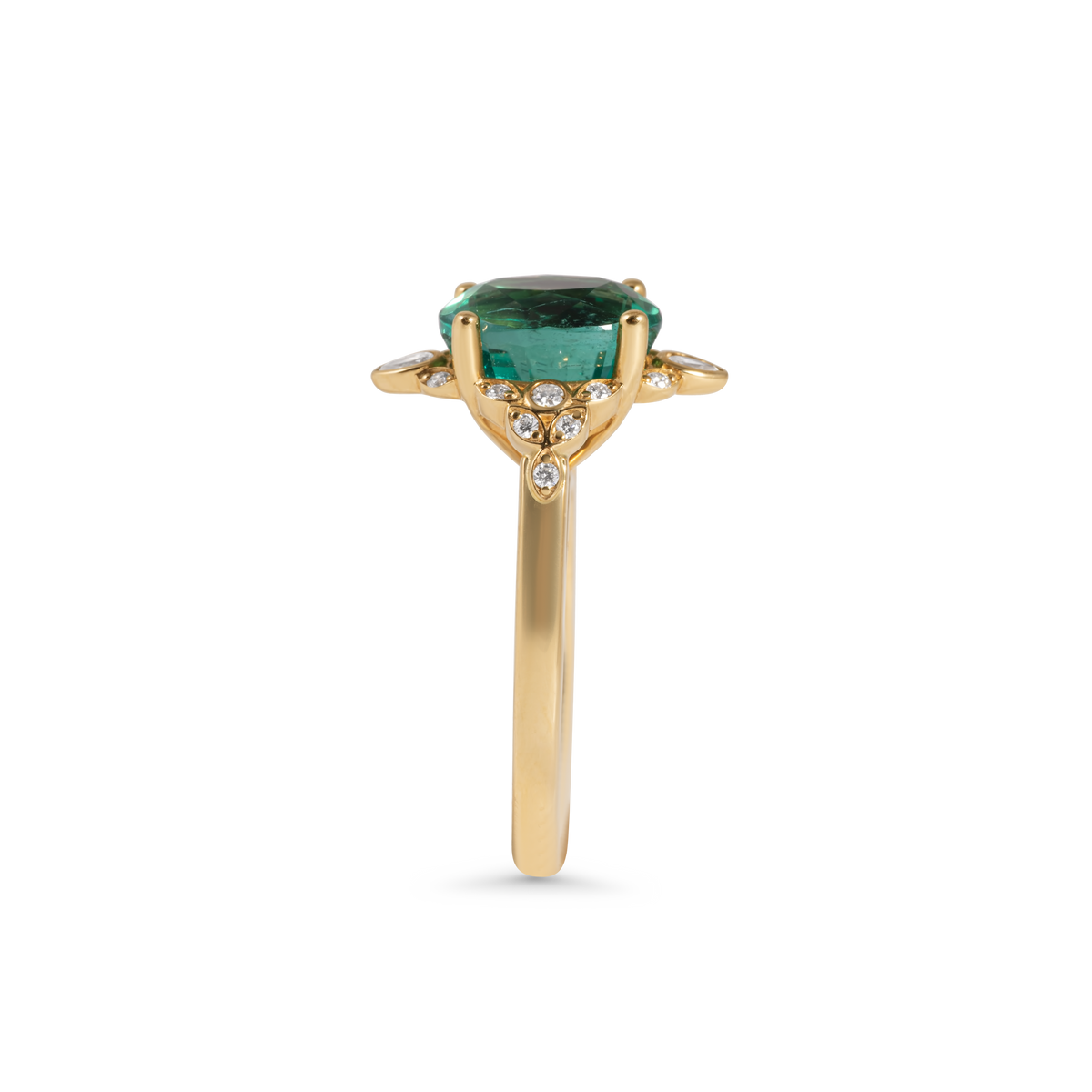 Oval Emerald Ring | Yellow Gold & Diamonds