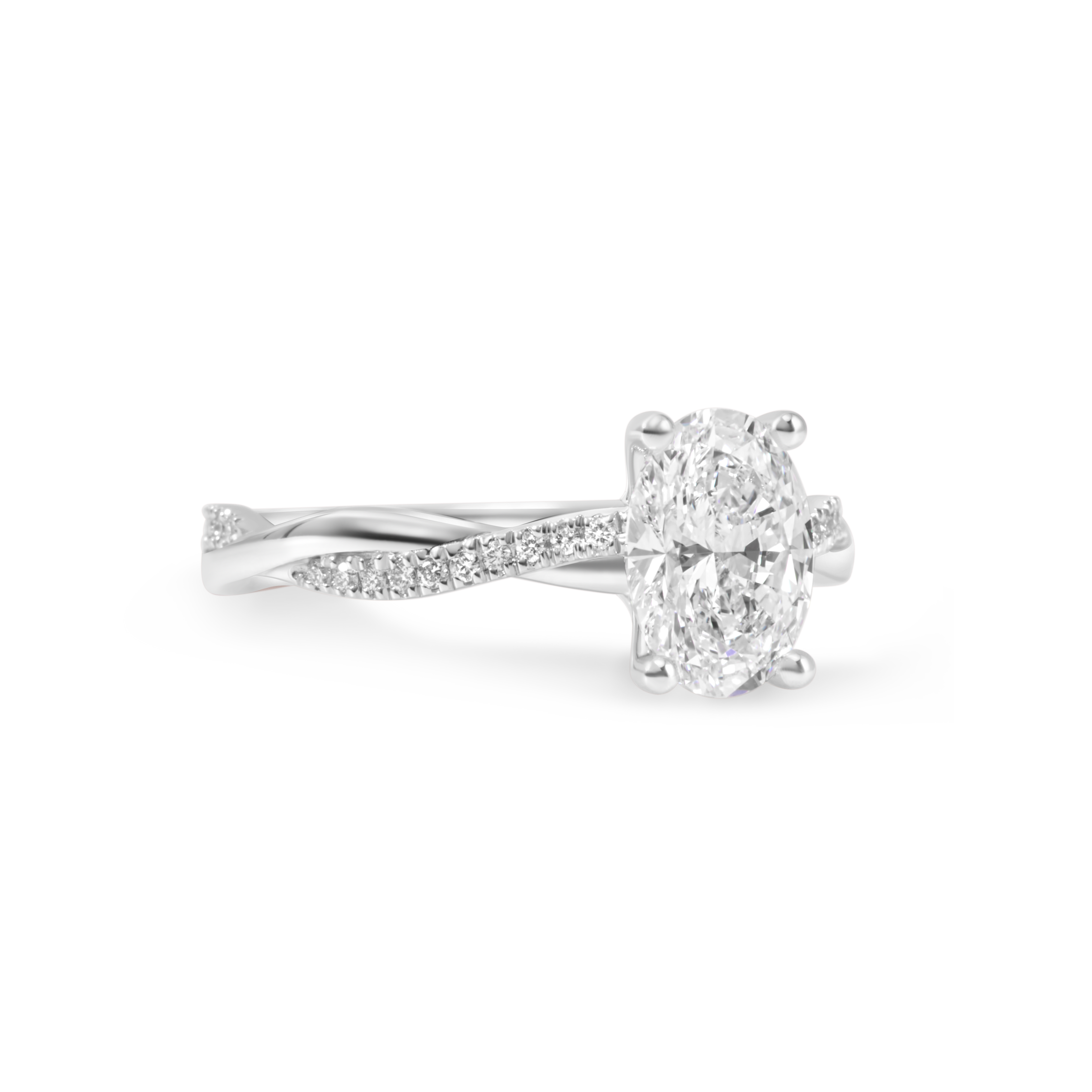 Oval brilliant solitaire with diamond pavé engagement ring | 14K Gold
