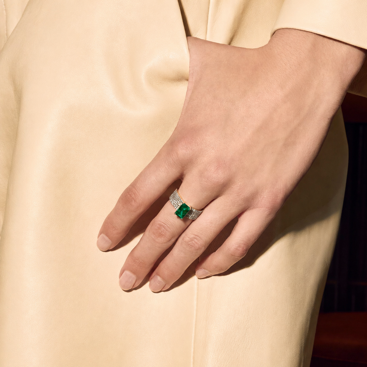 Emerald & Diamond Ring | 14K Gold